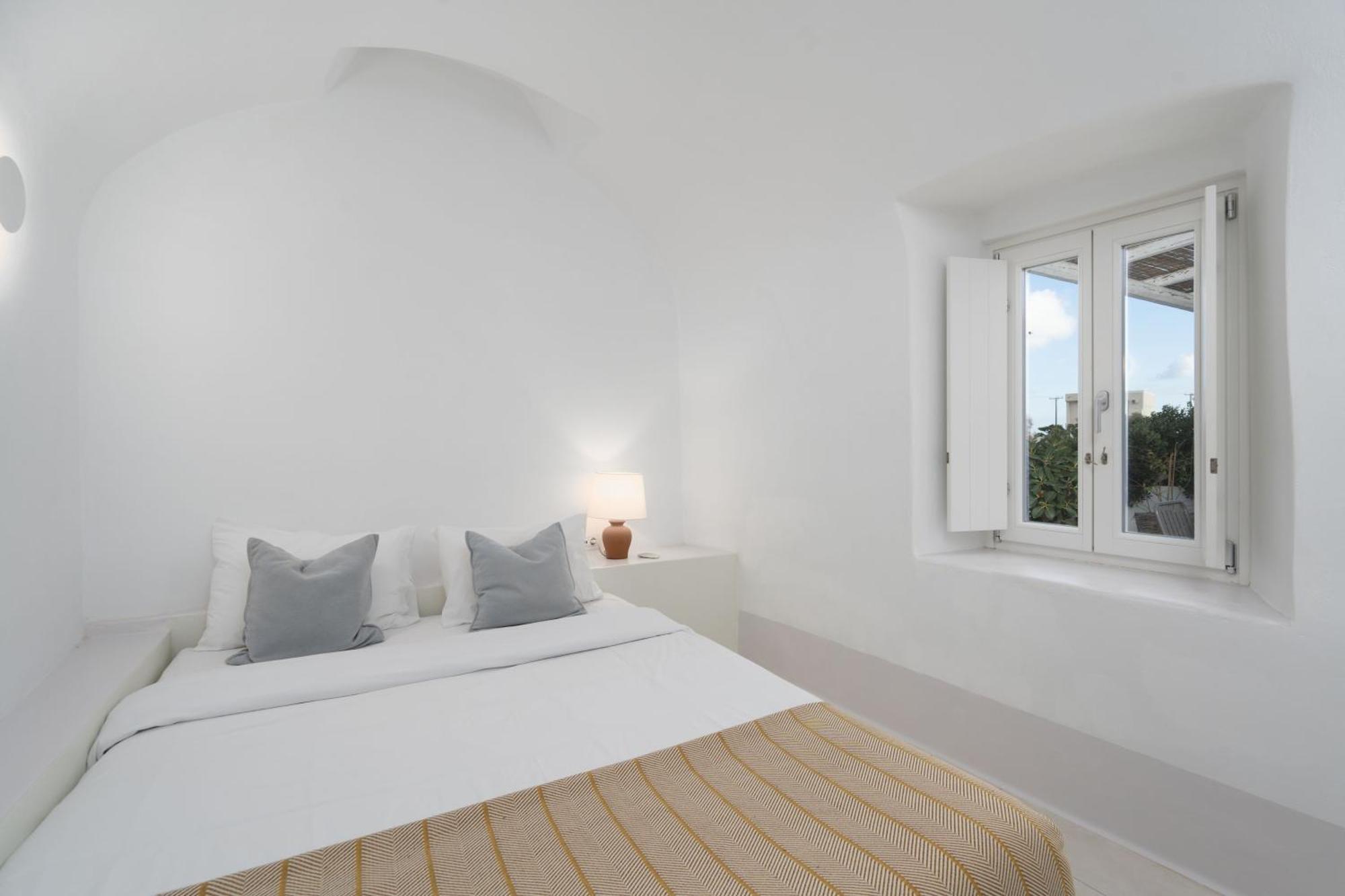 Kalyva Cycladic House - Oia Santorini Villa ภายนอก รูปภาพ