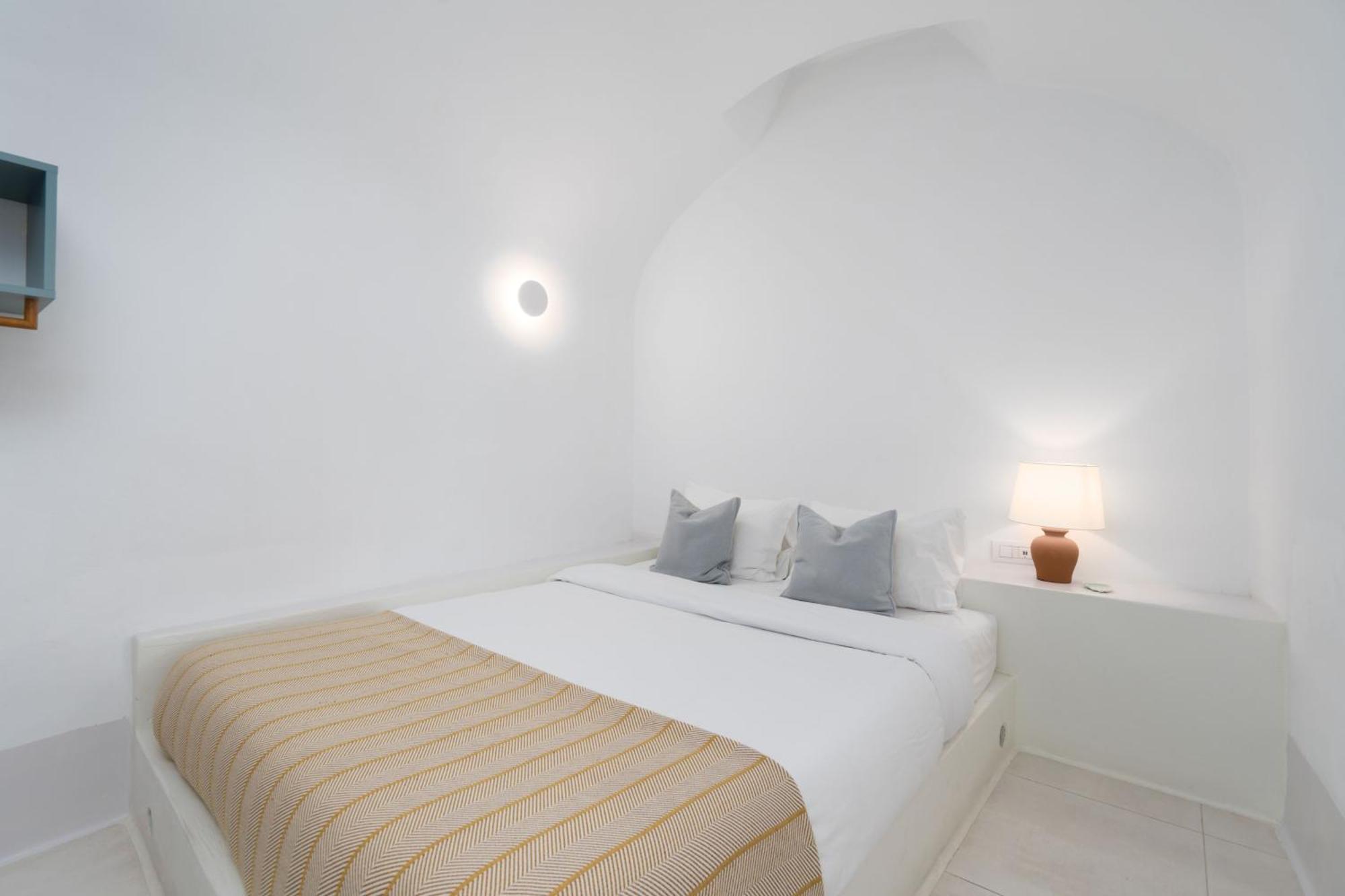 Kalyva Cycladic House - Oia Santorini Villa ภายนอก รูปภาพ